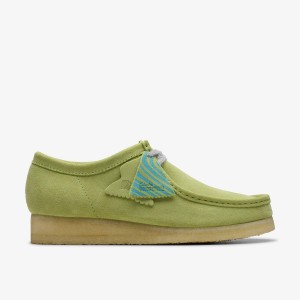 Clarks Wallabee Pale Lime Suede undefined | FB8075412